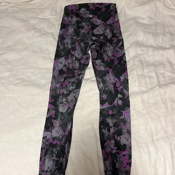 Lululemon Purple Floral Align 25in Leggings 4 - Picture 3 of 10